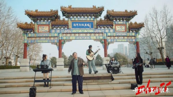 华融资产 微短剧“质变”奇点：精品化浪潮托起百亿新经济